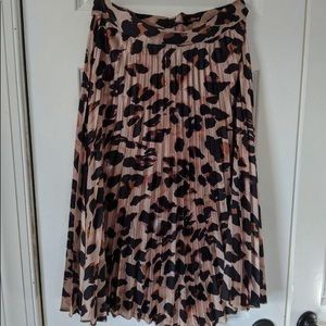Shein Leopard Print pleated skirt (women’s)